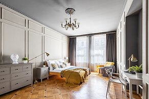 Hermitage apartment 200 m2