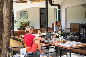 Believe Surf & Yoga Lodge Santa Teresa - Hostel