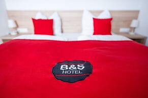 B&S Hotel