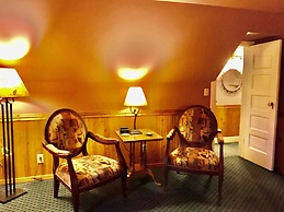 Arden Forest Inn