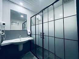 Grand Alisa Hotel – Ex.Royalisa Hotel