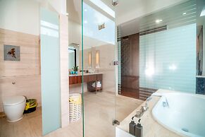 Beachfront Villa Danang Beach