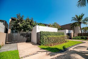 Beachfront Villa Danang Beach