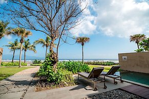 Beachfront Villa Danang Beach