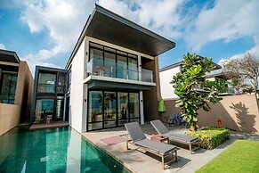 Beachfront Villa Danang Beach