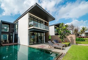 Beachfront Villa Danang Beach