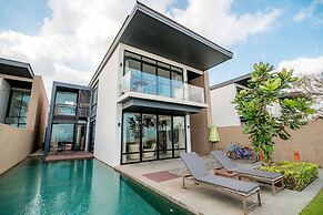 Beachfront Villa Danang Beach