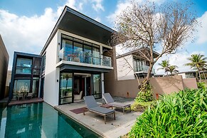 Beachfront Villa Danang Beach