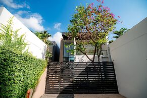 Beachfront Villa Danang Beach