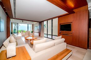 Beachfront Villa Danang Beach