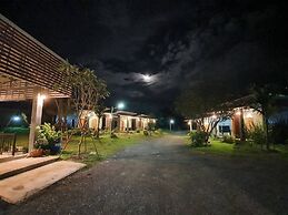 B Tel Chomthong Resort Chiang Mai