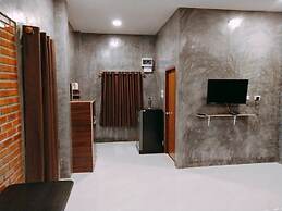 B Tel Chomthong Resort Chiang Mai