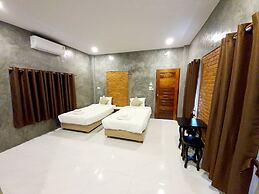 B Tel Chomthong Resort Chiang Mai