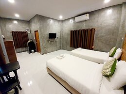 B Tel Chomthong Resort Chiang Mai