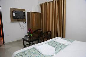 Hotel Yog Tapovan