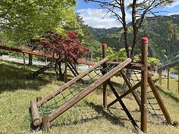 Riverside Hostel B&B – Hostel