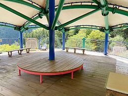 Riverside Hostel B&B – Hostel