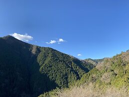 Riverside Hostel B&B – Hostel