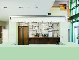 Riverside Hostel B&B – Hostel