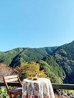 Riverside Hostel B&B – Hostel