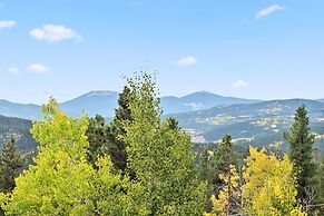 Treehouse 1br With Hot Tub 1 Bedroom Home by RedAwning