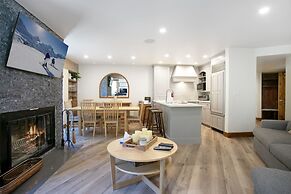 103 Fallridge Miniums 3 Bedroom Condo by RedAwning