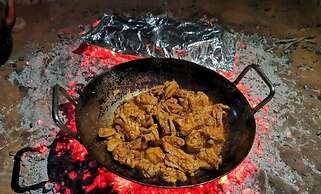 Alsarmadi Desert Camp