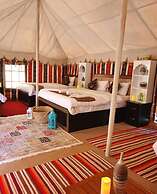 Alsarmadi Desert Camp