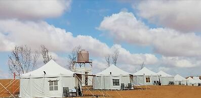 Alsarmadi Desert Camp