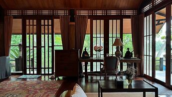 Cattani's Riverside Home