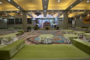 Hotel Golden Leaf Kashmir