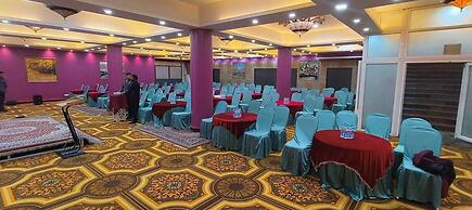 Hotel Golden Leaf Kashmir