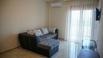 Sinodinos Deluxe Apartments