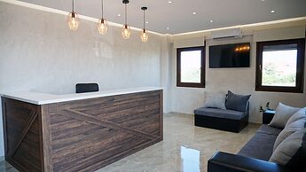 Sinodinos Deluxe Apartments