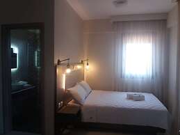 Sinodinos Deluxe Apartments