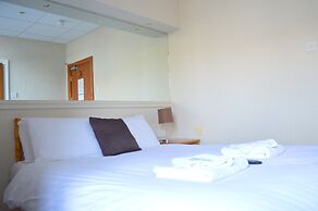 The Carlton Hotel Mumbles