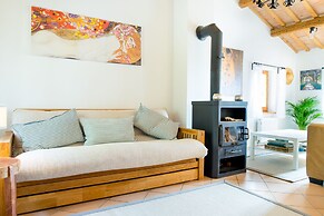 Home set in Olive Grove With Stunning Views