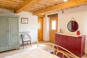 Home set in Olive Grove With Stunning Views