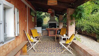 Home set in Olive Grove With Stunning Views