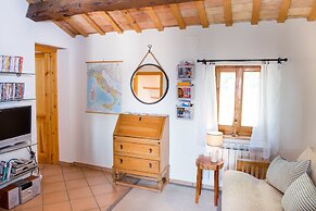 Home set in Olive Grove With Stunning Views