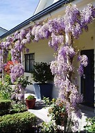 Olive Rabbit - Boutique Bed & Breakfast