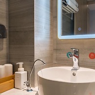 Vyluk J Hotel Jinan West Railway Station