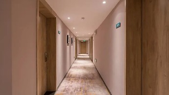 Vyluk J Hotel Jinan West Railway Station