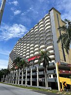 Dindings Pantai Desair Apartment By DPD