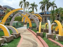 Dindings Pantai Desair Apartment By DPD