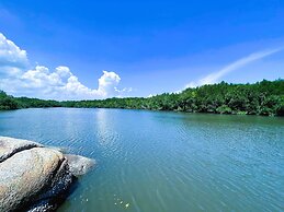 Dindings Pantai Desair Apartment By DPD