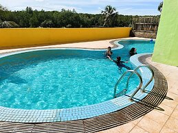 Dindings Pantai Desair Apartment By DPD