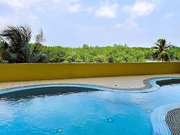 Dindings Pantai Desair Apartment By DPD