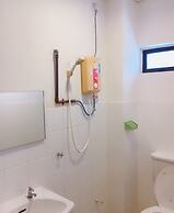 Dindings Pantai Desair Apartment By DPD