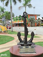 Dindings Pantai Desair Apartment By DPD